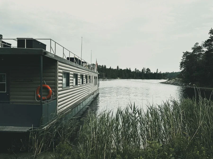 Floating Lodges