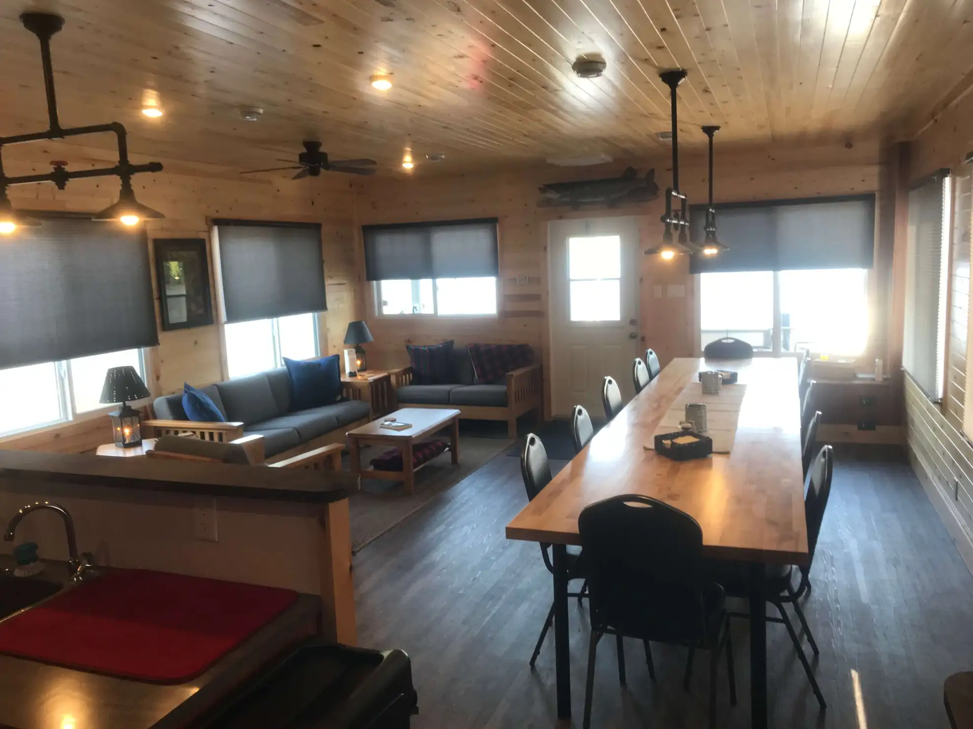 FA Guest Dining Boat